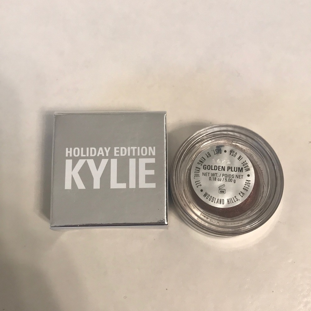 Kyle Jenner GOLDEN PLUM cream eyeshadow